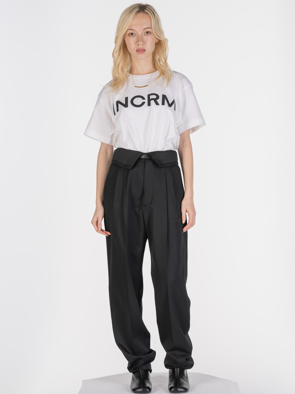 Pantalon à tailler haute