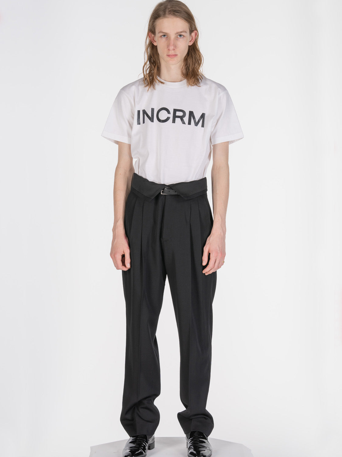 Pantalon à tailler haute